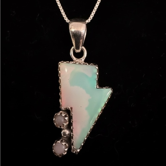 Jewelry - Sterling Silver Lightning Bolt opal pendant Necklace